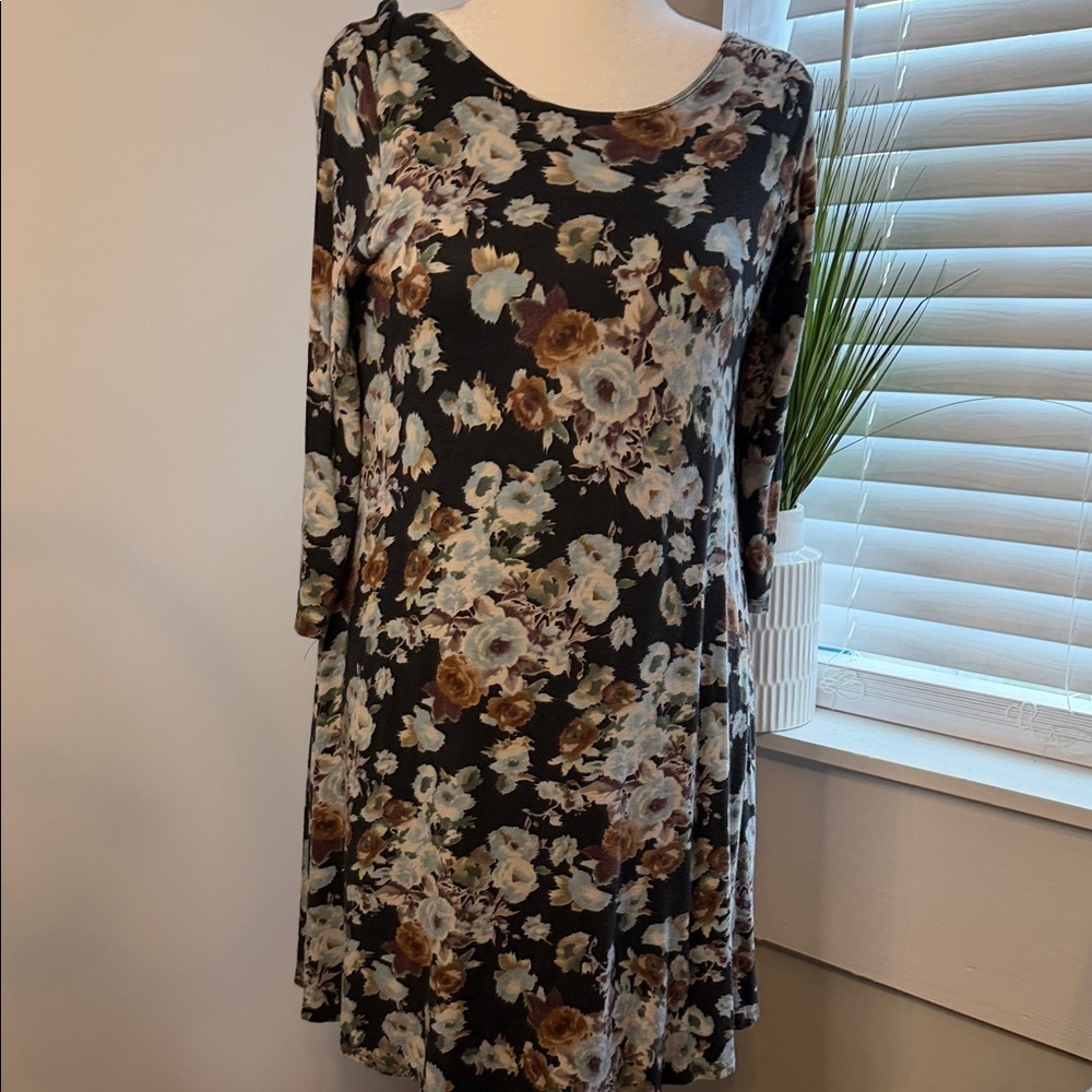 Karen Kane Black Floral Long Sleeve Dress